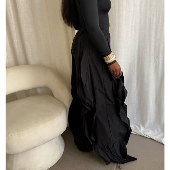 OLIVE GREEN Ruffled Pants - Picture 12 of 13